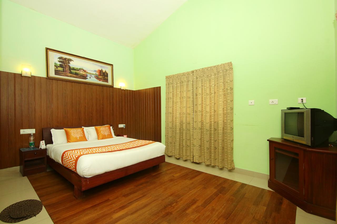 Oyo 4651 Woodpecker Resort Munnar Bagian luar foto