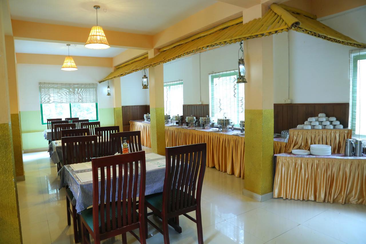 Oyo 4651 Woodpecker Resort Munnar Bagian luar foto