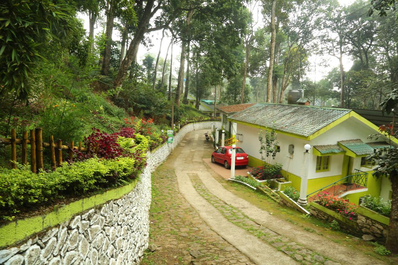 Oyo 4651 Woodpecker Resort Munnar Bagian luar foto
