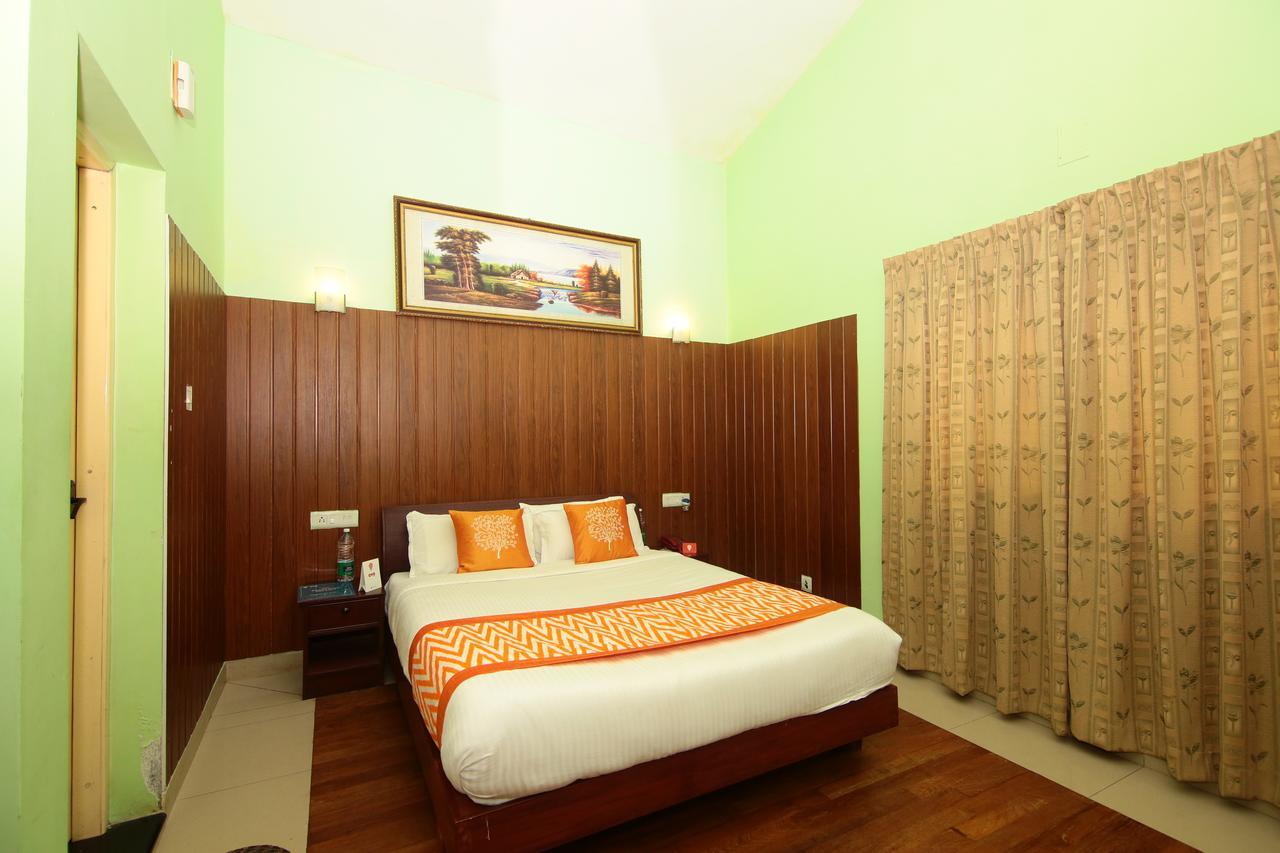 Oyo 4651 Woodpecker Resort Munnar Bagian luar foto